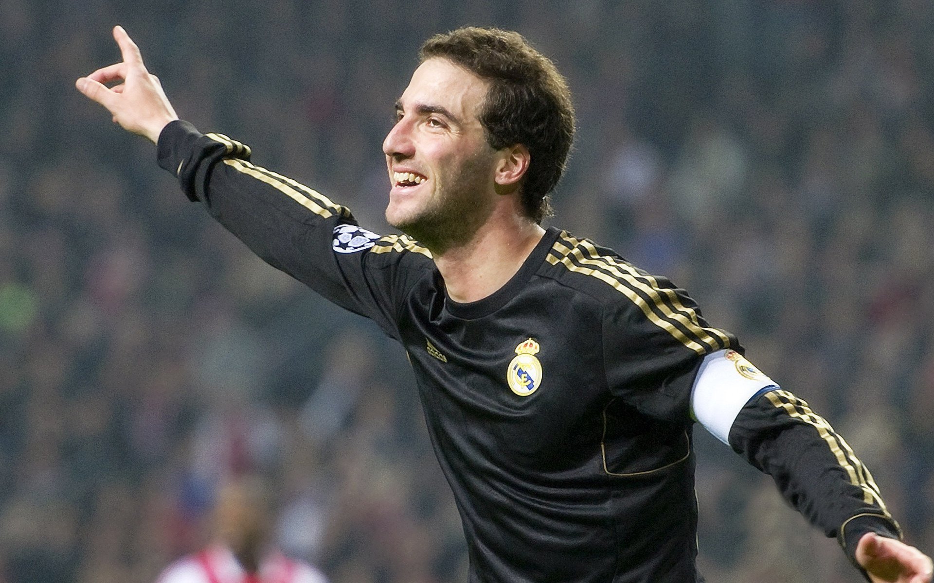 赛车高速对决惊险刺激